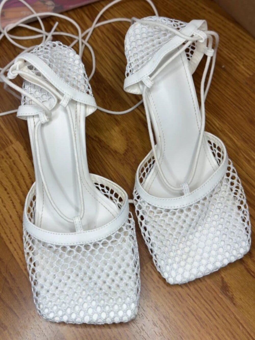 White fishnet heels ankle strap up Size 8 Brand new no box